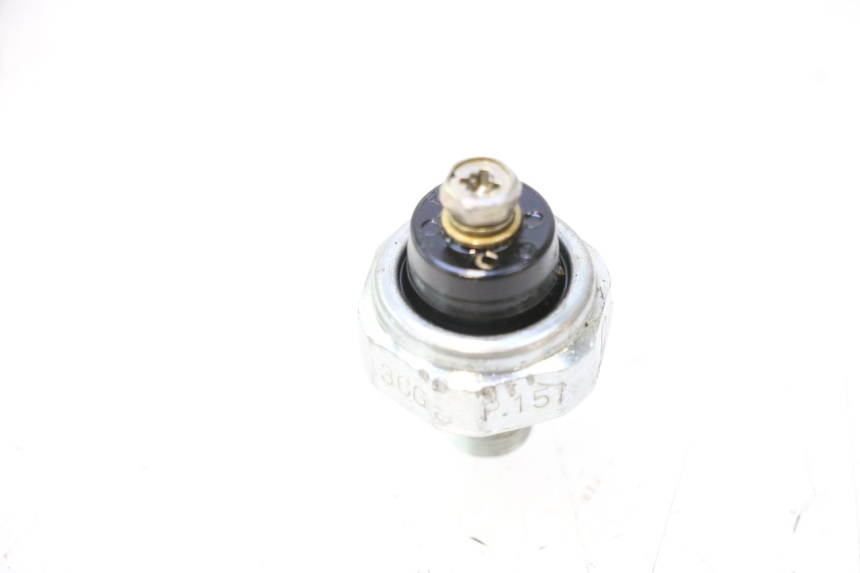 photo de ÖLDRUCKSENSOR SUZUKI GSF N BANDIT 1200 (2001 - 2005) - Zoom auf Gebrauchszustand