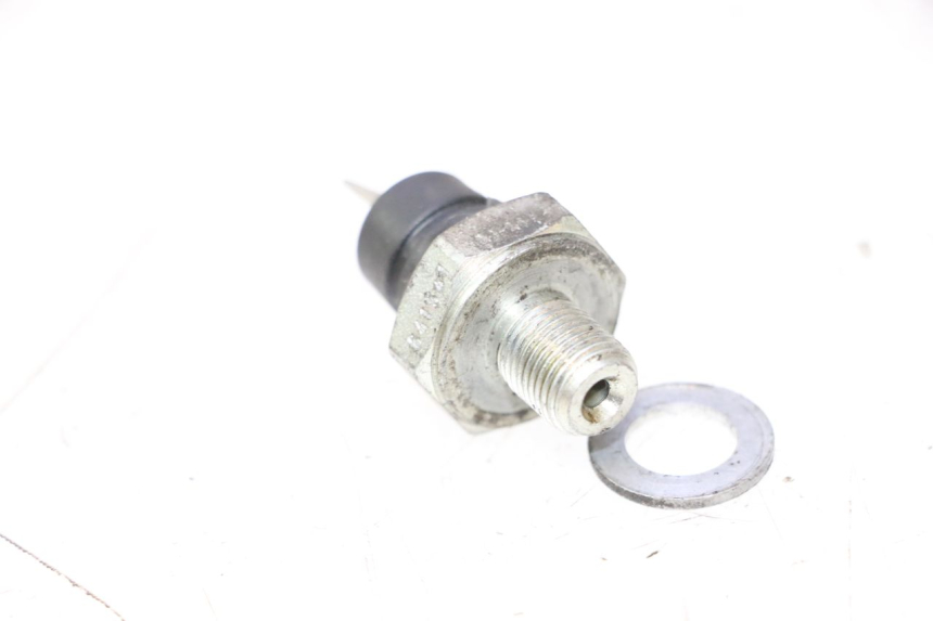 photo de ÖLDRUCKSENSOR PIAGGIO MP3 LT 300 (2010 - 2016) - Detailansicht des Bauteils