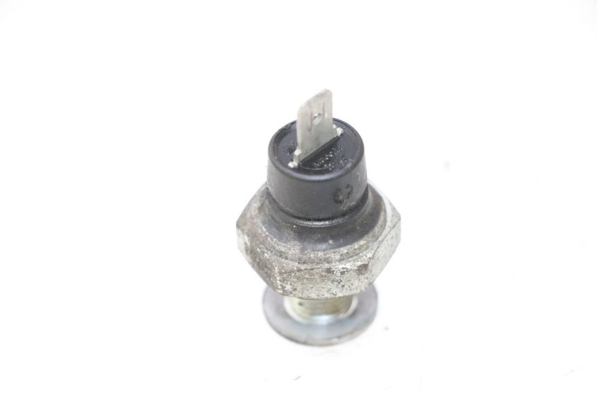 photo de ÖLDRUCKSENSOR PIAGGIO MP3 LT 300 (2010 - 2016) - Zoom auf Gebrauchszustand