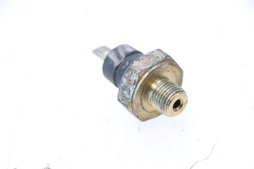 photo de ÖLDRUCKSENSOR PEUGEOT SATELIS COMPRESSOR K15 125 (2006 - 2009) - Detailansicht des Bauteils