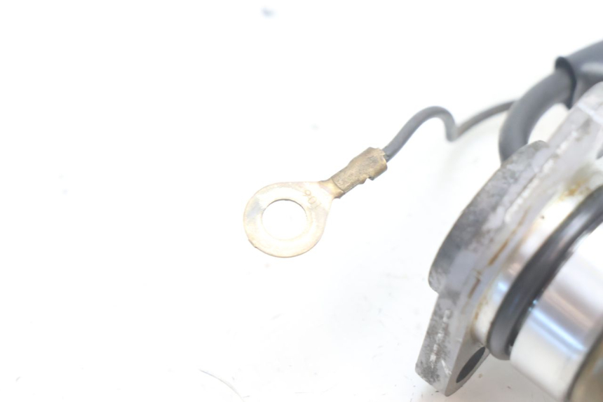 photo de ÖLDRUCKSENSOR YAMAHA TDM ABS 900 (2002 - 2014) - Zoom auf Gebrauchszustand