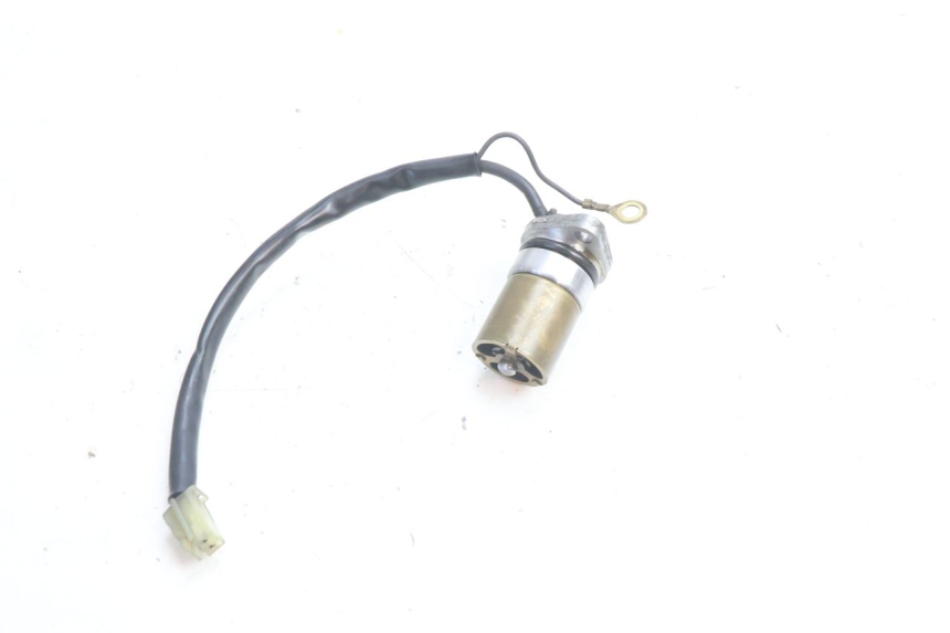 photo de ÖLDRUCKSENSOR YAMAHA TDM ABS 900 (2002 - 2014) - Technische Nahaufnahme