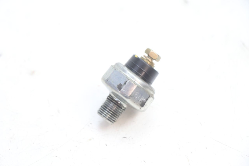 photo de ÖLDRUCKSENSOR HONDA VFR FI RC46 800 (1998 - 2001) - Detailansicht des Bauteils