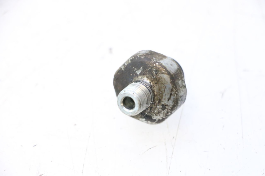 photo de ÖLDRUCKSENSOR HONDA XRV AFRICA TWIN 750 (1990 - 1992) - Detailansicht des Bauteils