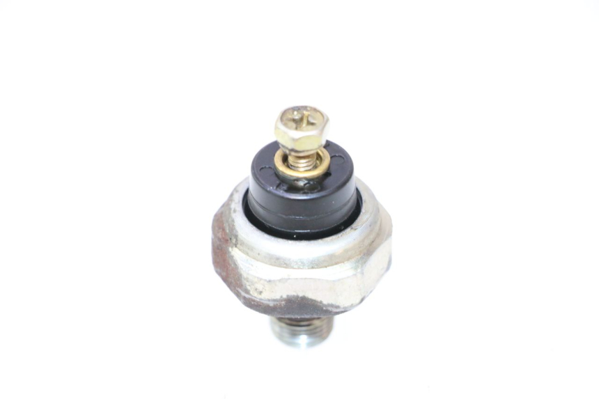 photo de ÖLDRUCKSENSOR KAWASAKI ZX-6R ZX6R 600 (2000 - 2002) - Detailansicht des Bauteils