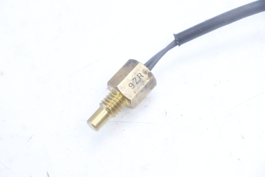 photo de MOTOR-TEMPERATURSENSOR PEUGEOT KISBEE 4T 50 (2018 - 2022) - Detailansicht des Bauteils