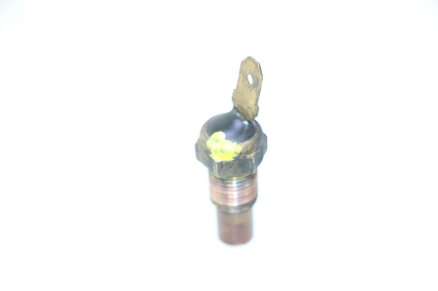photo de WASSERTEMPERATURSENSOR SUZUKI BURGMAN 125 (2007 - 2014) - Detailansicht des Bauteils