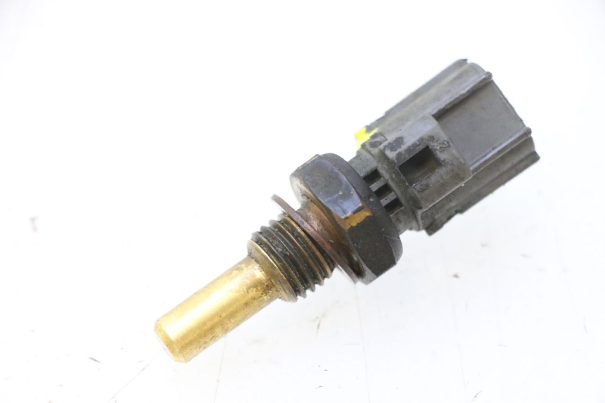 photo de WASSERTEMPERATURSENSOR SUZUKI BURGMAN 125 (2007 - 2014) - Alternative Perspektive