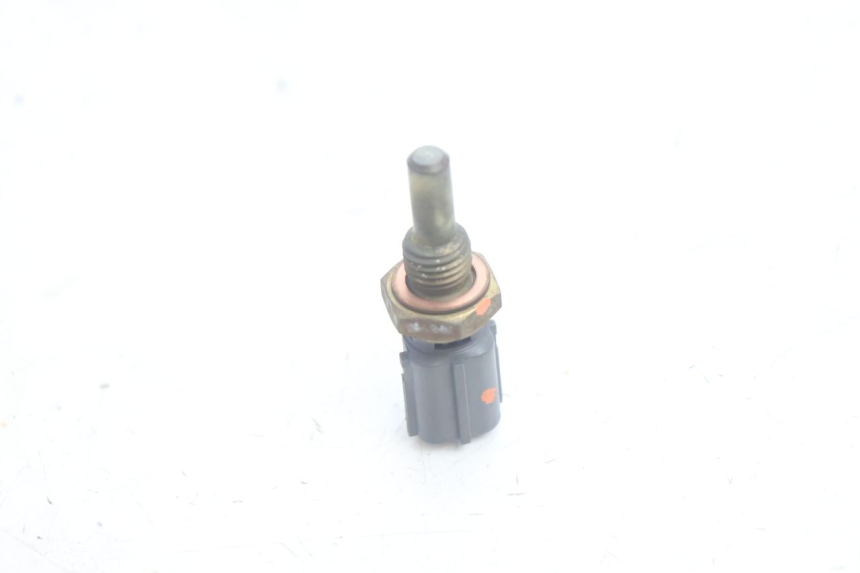 photo de WASSERTEMPERATUR SENSOR SUZUKI BURGMAN EXECUTIVE ABS 650 (2006 - 2012) - Alternative Perspektive