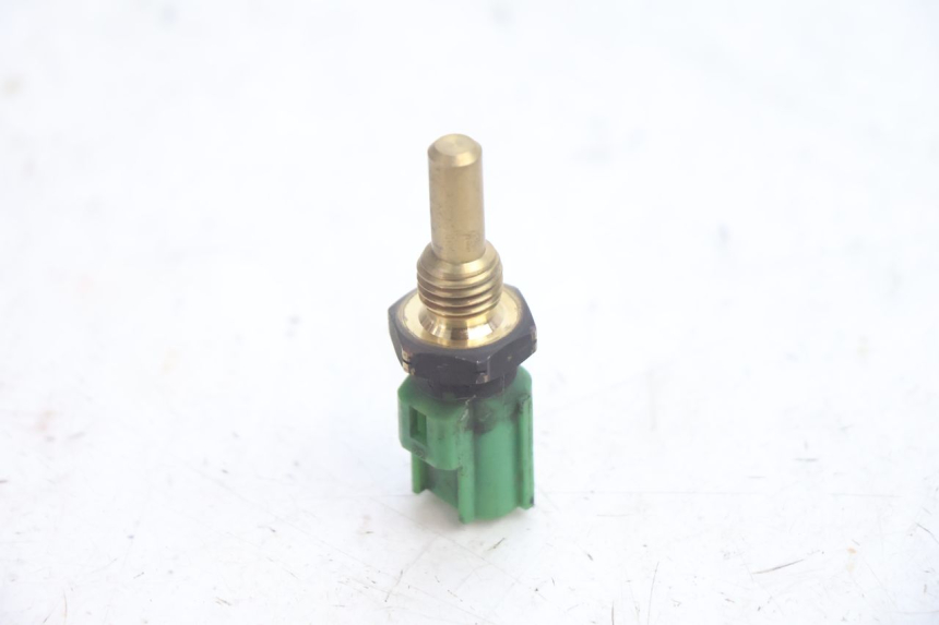 photo de WASSERTEMPERATUR SENSOR SUZUKI BURGMAN EXECUTIVE ABS 650 (2006 - 2012) - Alternative Perspektive