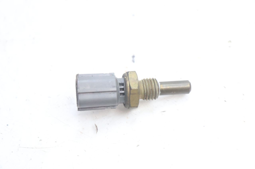 photo de WASSERTEMPERATUR SENSOR SUZUKI BURGMAN EXECUTIVE ABS 650 (2006 - 2012) - Detailansicht des Bauteils