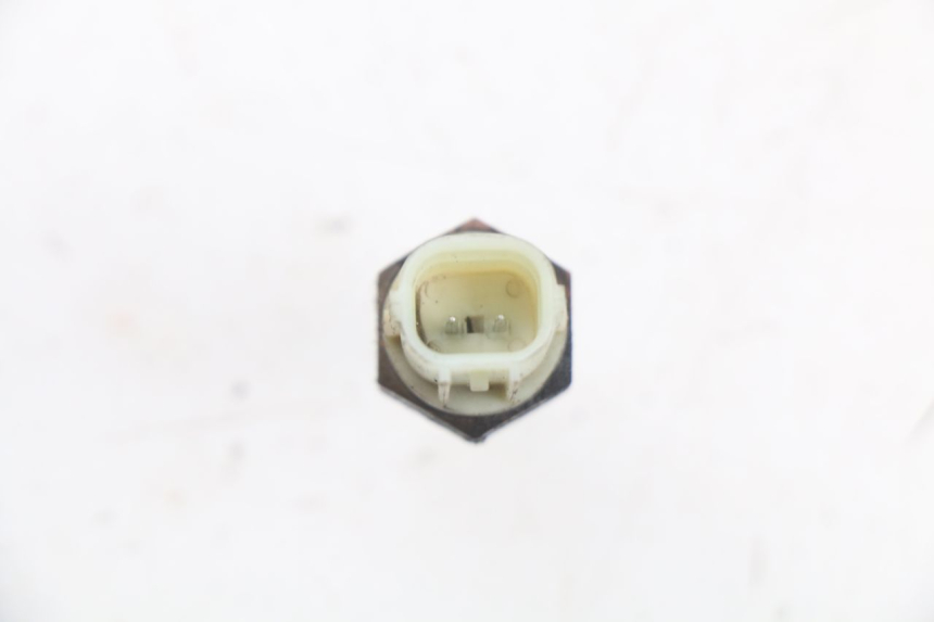 photo de WASSERTEMPERATUR SENSOR YAMAHA BW'S BWS 125 (2010 - 2013) - Zoom auf Gebrauchszustand