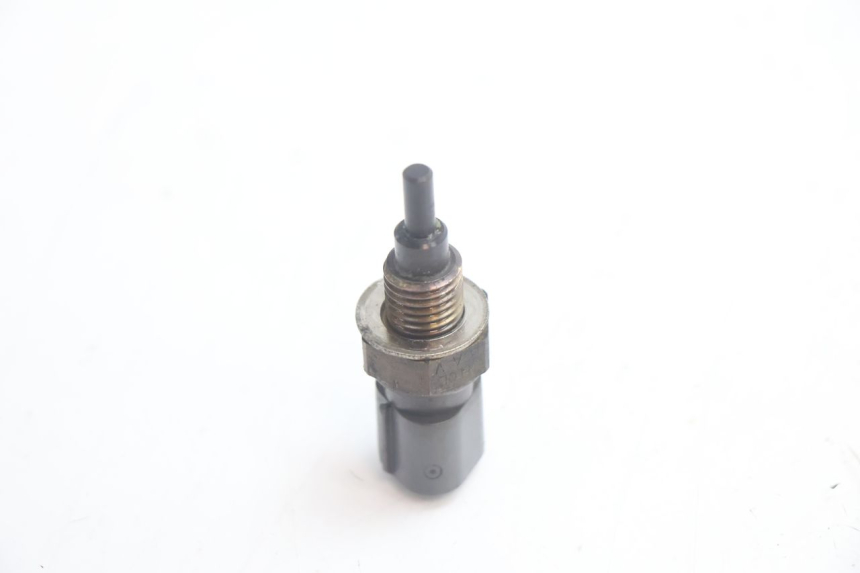 photo de WASSERTEMPERATURSENSOR HONDA FES S-WING SWING ABS 125 (2007 - 2015) - Alternative Perspektive