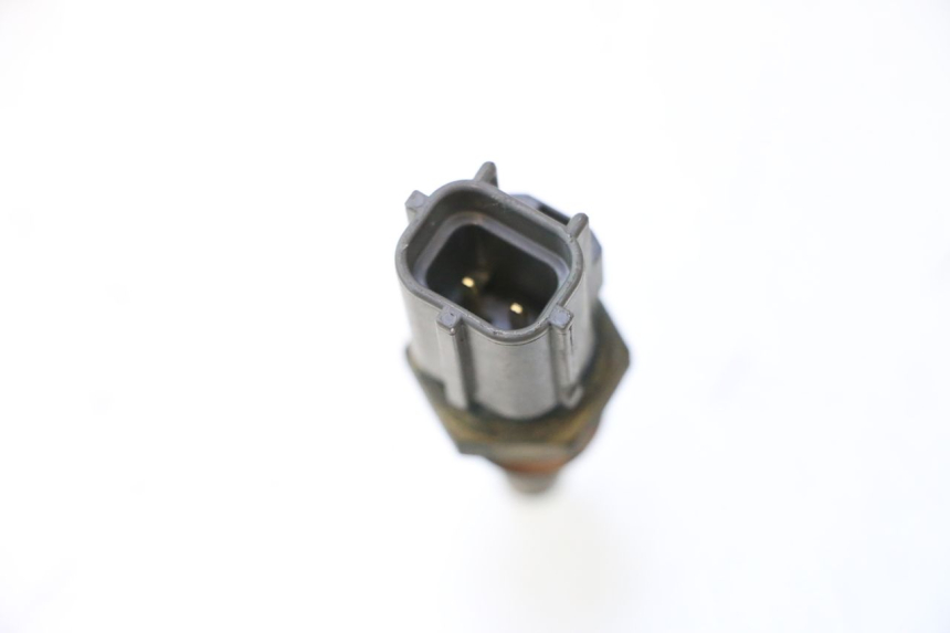 photo de WASSERTEMPERATUR SENSOR SUZUKI GSR 600 (2005 - 2012) - Detailansicht des Bauteils