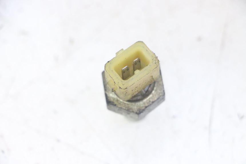 photo de WASSERTEMPERATUR SENSOR PEUGEOT JET FORCE CARBU 50 (2003 - 2016) - Alternative Perspektive