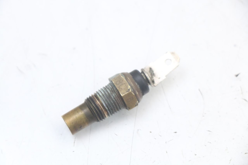 photo de WASSERTEMPERATUR SENSOR KAWASAKI GTR 1000 (1994 - 2004) - Hauptansicht