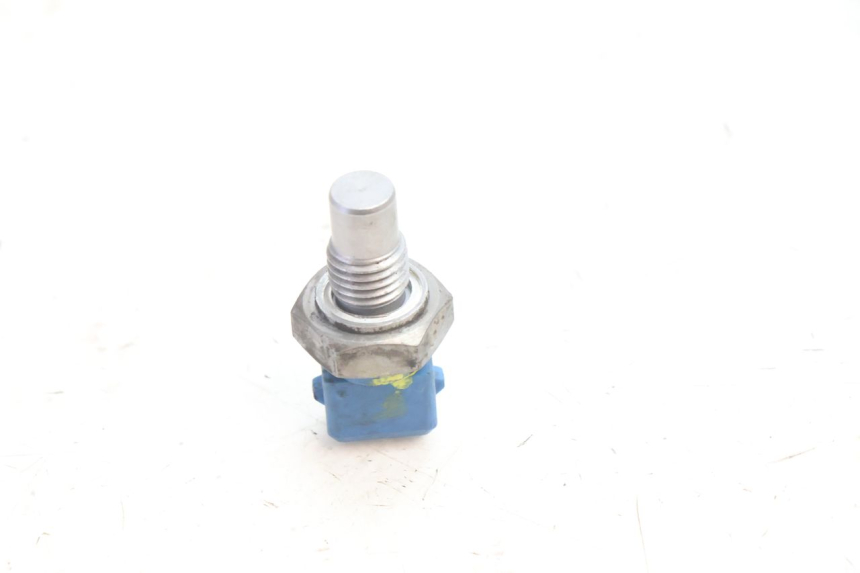 photo de WASSERTEMPERATUR SENSOR PIAGGIO LIBERTY IGET 4T 50 (2021 - 2025) - Alternative Perspektive
