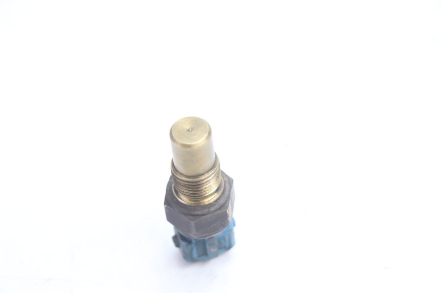 photo de WASSERTEMPERATURSENSOR PEUGEOT SPEEDFIGHT LC 50 (1996 - 2002) - Alternative Perspektive