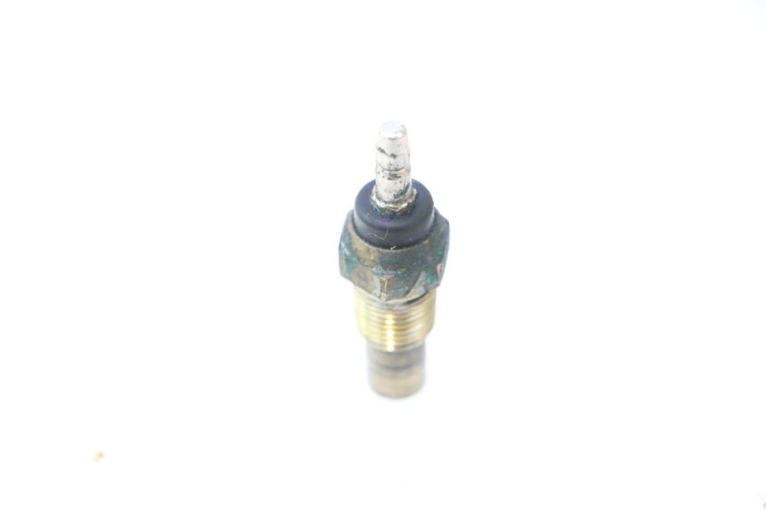 photo de WASSERTEMPERATUR SENSOR HONDA ST PAN EUROPEAN 1100 (1990 - 2002) - Zoom auf Gebrauchszustand