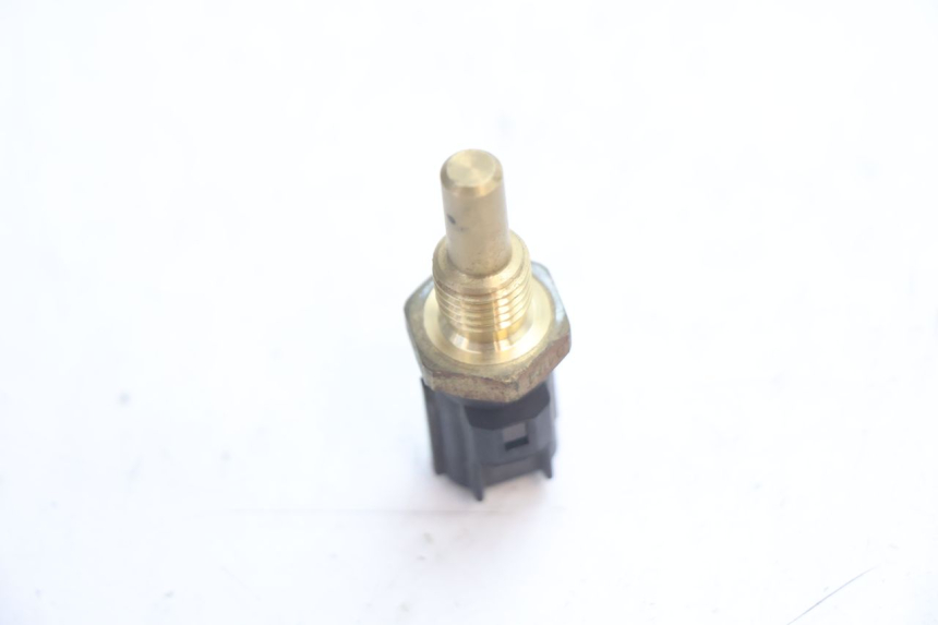 photo de WASSERTEMPERATUR SENSOR SUZUKI SV S 650 (2003 - 2009) - Alternative Perspektive
