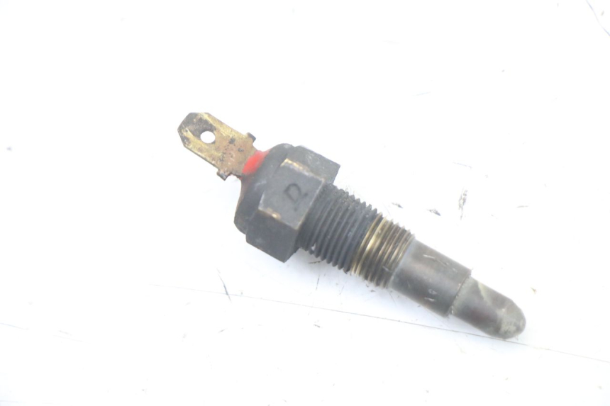 photo de WASSERTEMPERATUR SENSOR HONDA VT C2 SHADOW 750 (1997 - 2001) - Zoom auf Gebrauchszustand