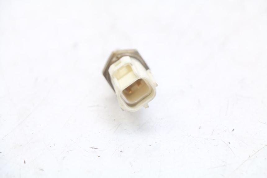 photo de WASSERTEMPERATUR SENSOR YAMAHA X-CITY XCITY 125 (2007 - 2013) - Detailansicht des Bauteils