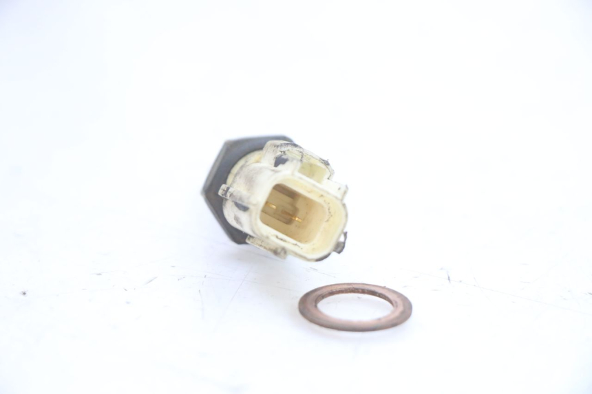 photo de WASSERTEMPERATUR SENSOR YAMAHA X-MAX XMAX ABS 250 (2010 - 2012) - Alternative Perspektive