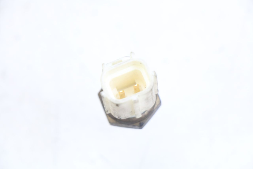 photo de WASSERTEMPERATURSENSOR YAMAHA X-MAX XMAX 125 (2010 - 2013) - Detailansicht des Bauteils