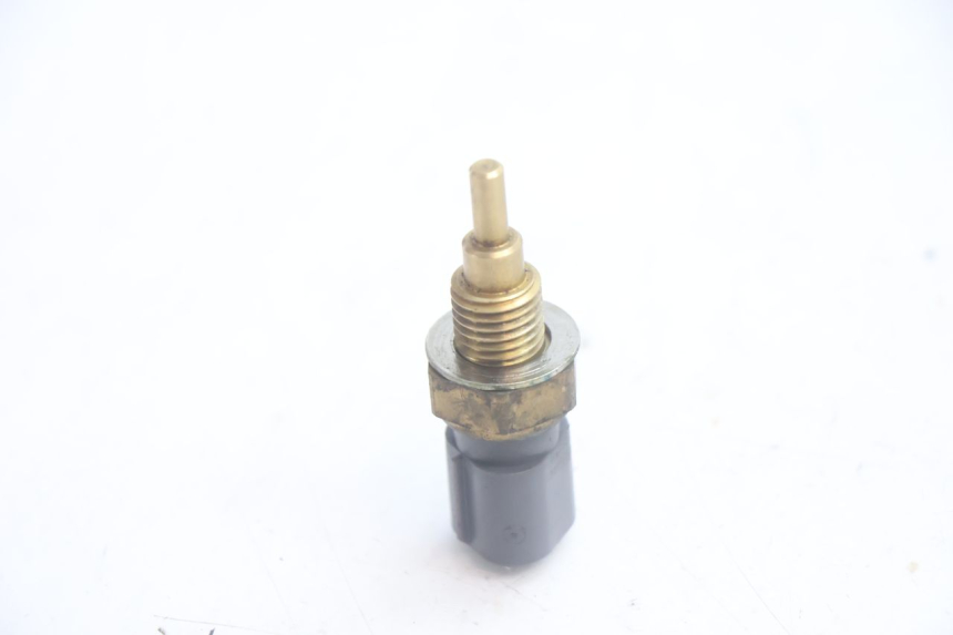 photo de WASSERTEMPERATUR SENSOR HONDA XLV VARADERO 125 (2007 - 2012) - Zoom auf Gebrauchszustand