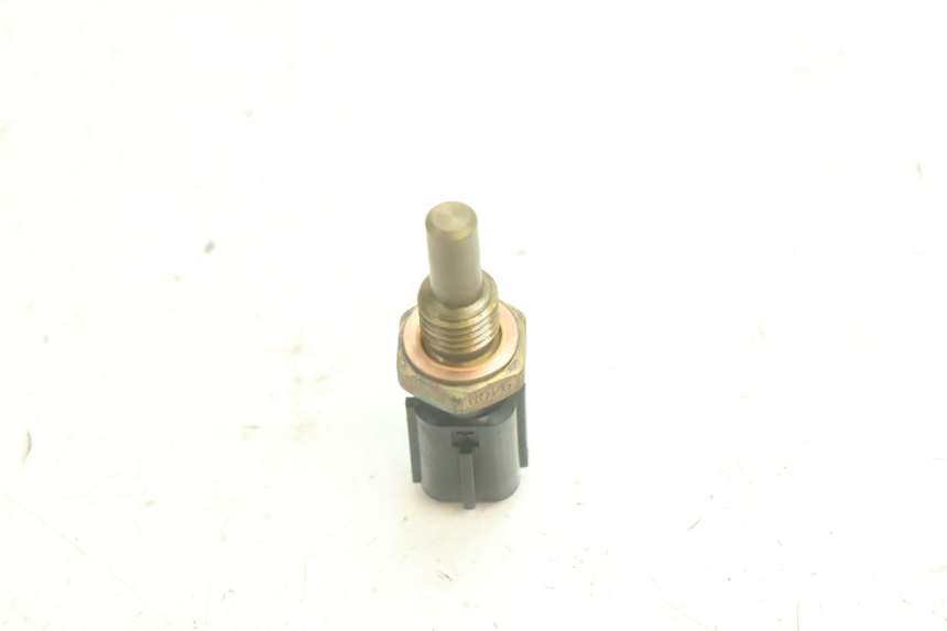 photo de WASSERTEMPERATUR SENSOR YAMAHA YZF R6 600 (2008 - 2009) - Alternative Perspektive