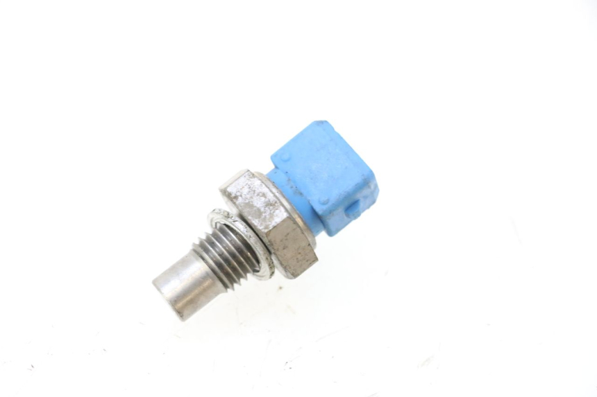 photo de WASSERTEMPERATURSENSOR PIAGGIO ZIP 4T 50 (2018 - 2020) - Detailansicht des Bauteils