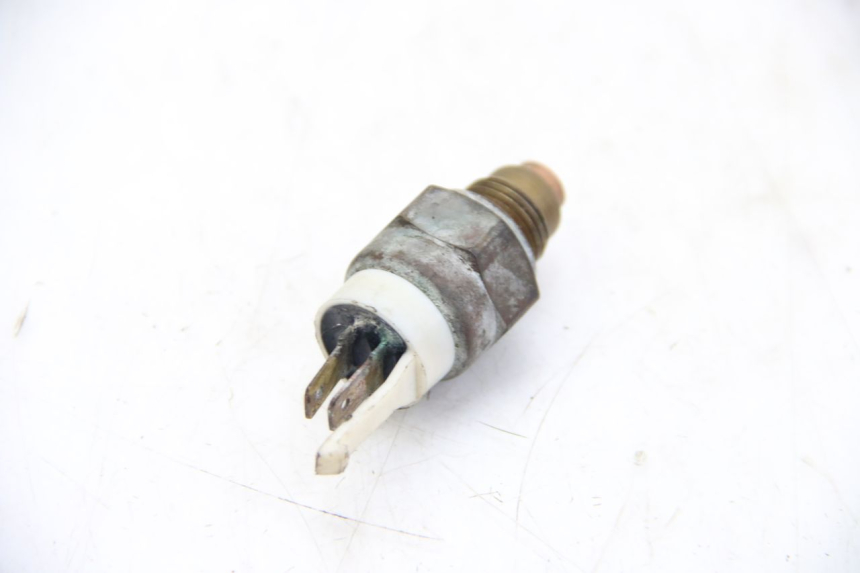 photo de WASSERTEMPERATURSENSOR KAWASAKI ZX-6R ZX6R 600 (1995 - 1997) - Alternative Perspektive