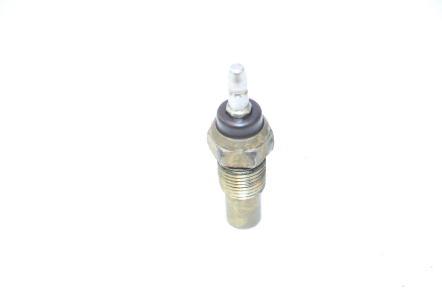 photo de WASSERTEMPERATUR SENSOR KAWASAKI ZX-6R ZX6R 600 (2000 - 2002) - Zoom auf Gebrauchszustand