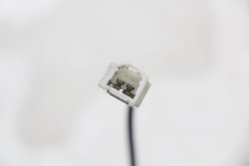 photo de AUßENTEMPERATURSENSOR PEUGEOT SATELIS 125 (2010 - 2012) - Alternative Perspektive