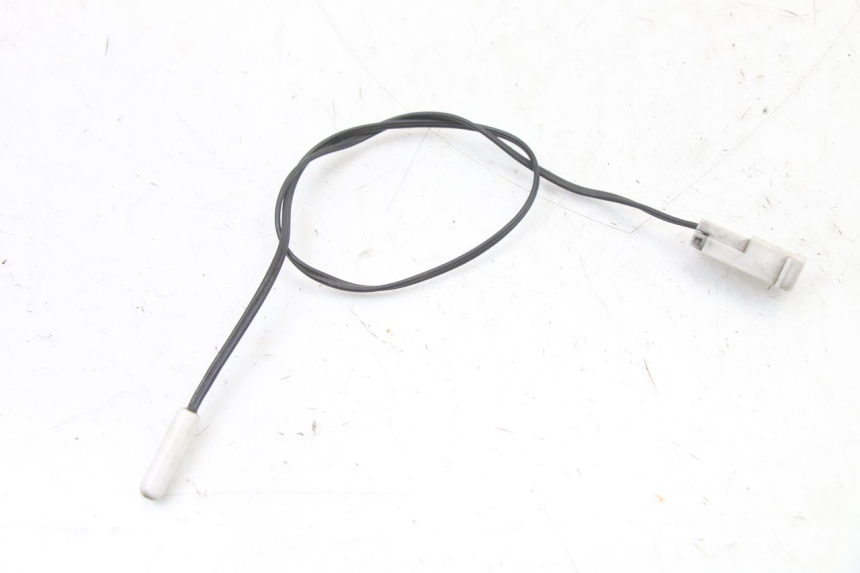 photo de AUSSENTEMPERATURFÃœHLER PEUGEOT SATELIS 125 (2013 - 2018) - Detailansicht des Bauteils