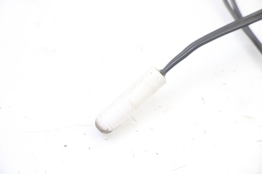 photo de AUSSENTEMPERATURFÃœHLER PEUGEOT SATELIS 125 (2013 - 2018) - Zoom auf Gebrauchszustand