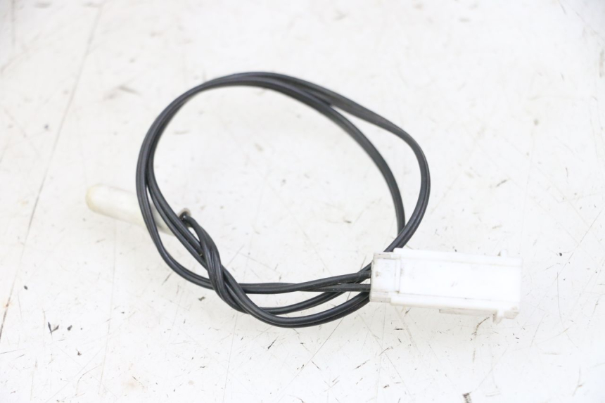 photo de AUSSENTEMPERATURFÃœHLER PEUGEOT SATELIS 125 (2013 - 2018) - Zoom auf Gebrauchszustand