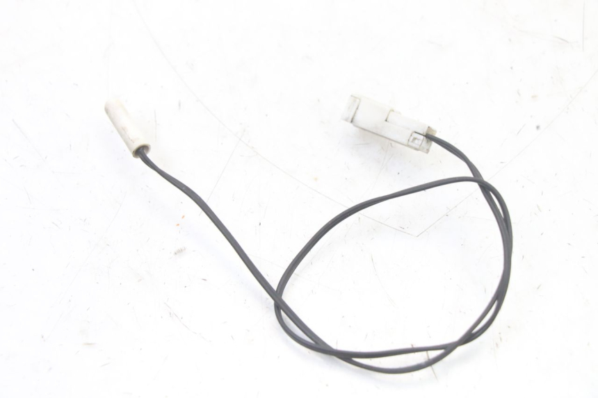 photo de AUSSENTEMPERATURFÃœHLER PEUGEOT SATELIS COMPRESSOR K15 125 (2006 - 2009) - Detailansicht des Bauteils