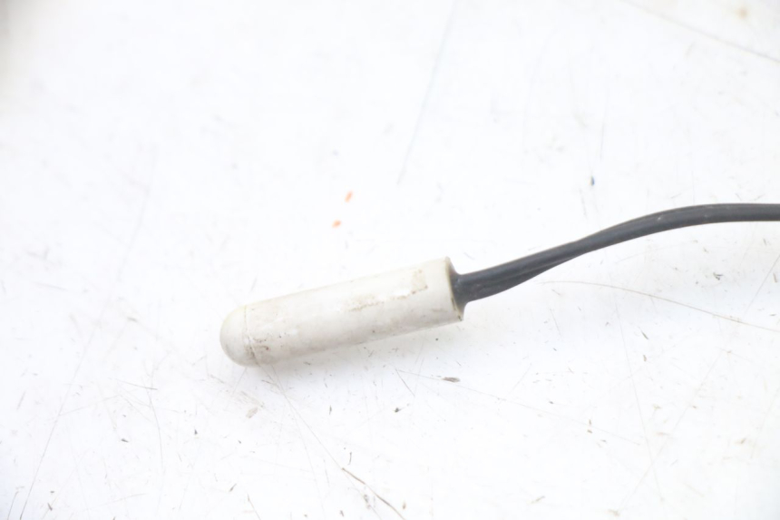 photo de AUSSENTEMPERATURFÃœHLER PEUGEOT SATELIS COMPRESSOR K15 125 (2006 - 2009) - Zoom auf Gebrauchszustand