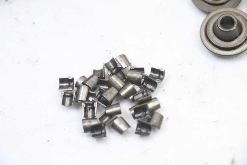 photo de EINLASSVENTIL  YAMAHA FZ6 FAZER S2 600 (2007 - 2011) - Charakteristische Merkmale