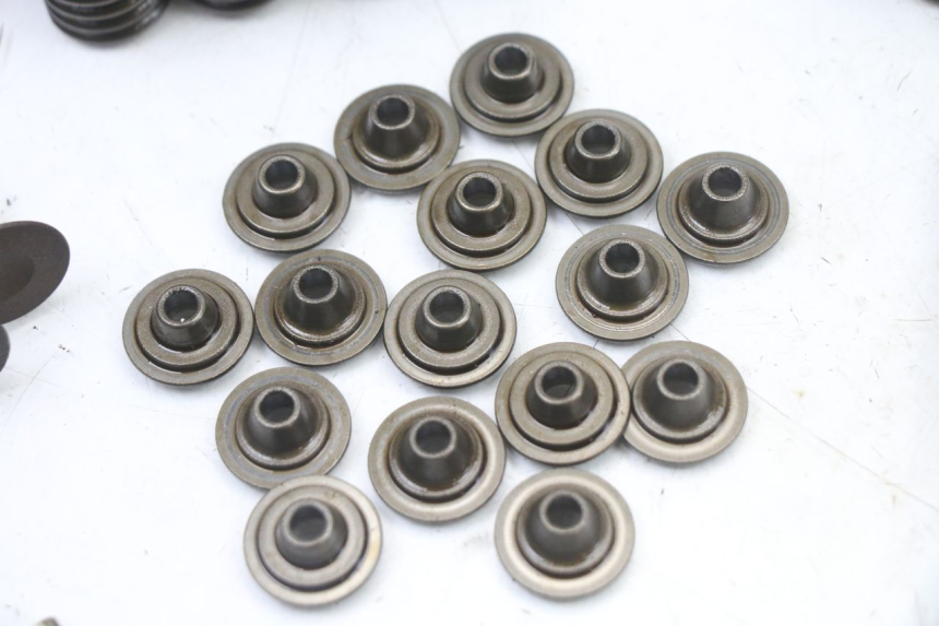 photo de EINLASSVENTIL  YAMAHA FZ6 FAZER S2 600 (2007 - 2011) - Zoom auf Komponenten