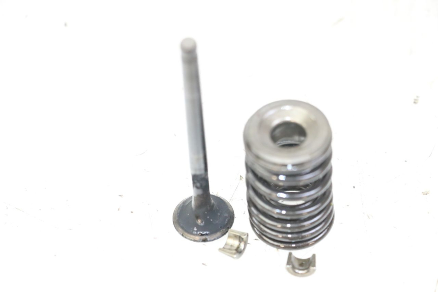 photo de EINLASSVENTIL  KYMCO AGILITY 4T 50 (2018 - 2022) - Zoom auf Gebrauchszustand