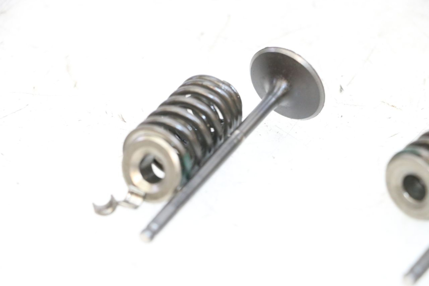 photo de EINLASSVENTIL  KYMCO LIKE 125 (2009 - 2016) - Zoom auf Gebrauchszustand