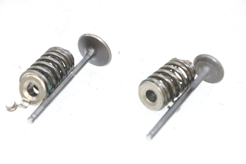 photo de EINLASSVENTIL  KYMCO LIKE 125 (2009 - 2016) - Technische Nahaufnahme