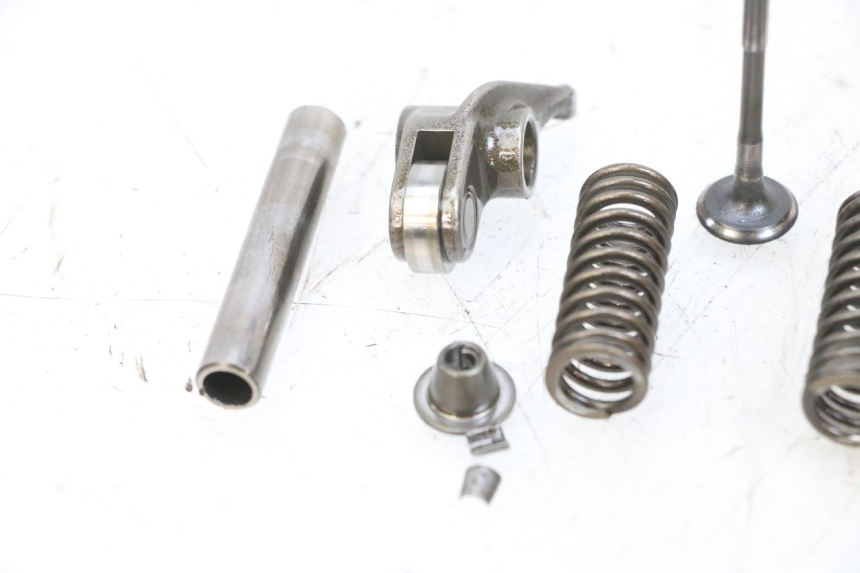 photo de EINLASSVENTIL  YAMAHA NEOS NEO'S 4T 50 (2008 - 2016) - Technische Nahaufnahme