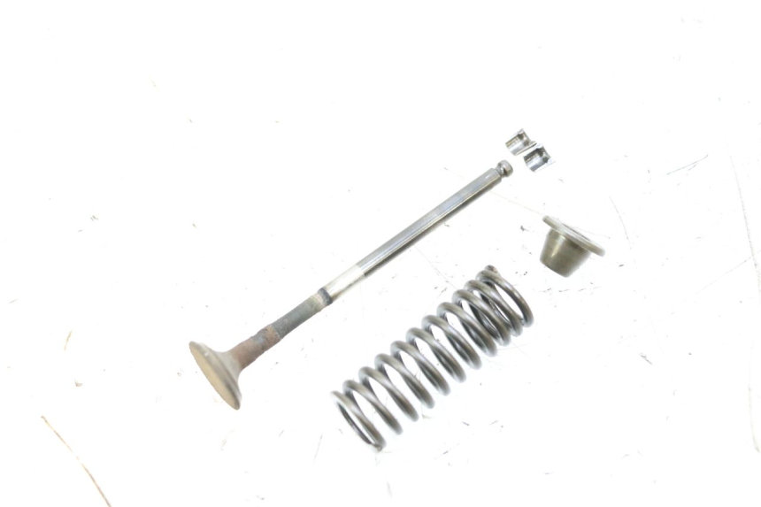 photo de EINLASSVENTIL  YAMAHA NEOS NEO'S 4T 50 (2008 - 2016) - Details der Befestigungspunkte