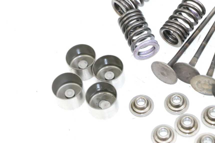 photo de EINLASSVENTIL  KAWASAKI NINJA 400 (2018 - 2023) - Alternative Perspektive