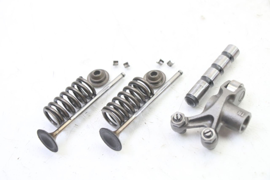 photo de EINLASSVENTIL  PEUGEOT SATELIS 125 (2013 - 2018) - Detailansicht des Bauteils