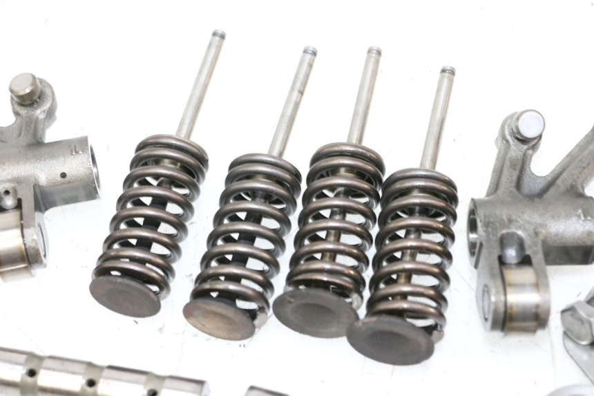 photo de EINLASSVENTIL  PEUGEOT SATELIS 125 (2010 - 2012) - Detailansicht des Bauteils