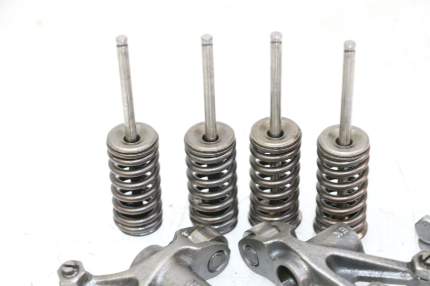 photo de EINLASSVENTIL  PEUGEOT SATELIS 125 (2010 - 2012) - Gesamtansicht des Produkts